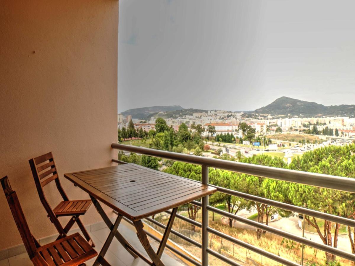 Appartement Balcony With View, Private Garage, An Elevator à Setúbal Extérieur photo